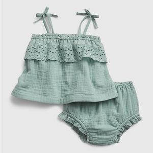 Baby Gap Eyelet Double Gauze Tank & Bloomer Matching Set 12-18mo